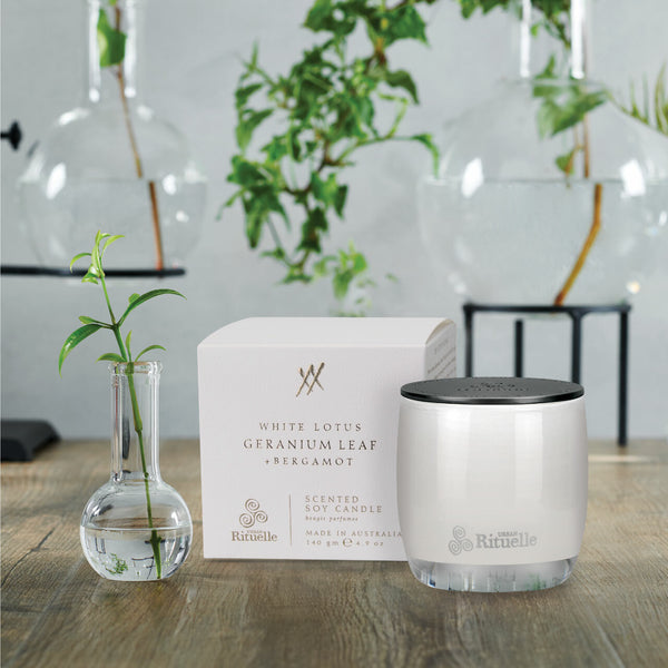 Urban Rituelle - Small White Lotus Candle